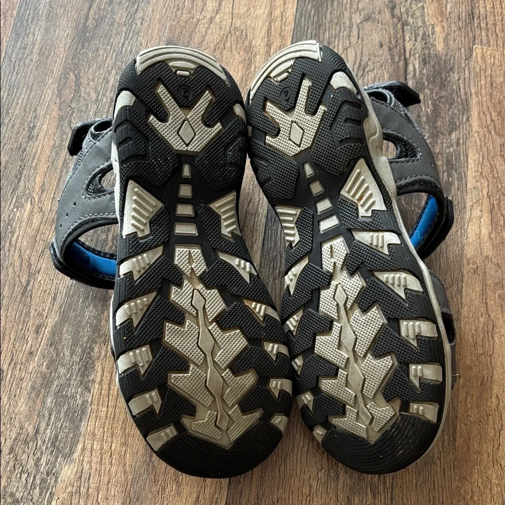 Eddie Bauer Blue and Gray Boy's Adjustable Strap Hiking River Sandals size 2